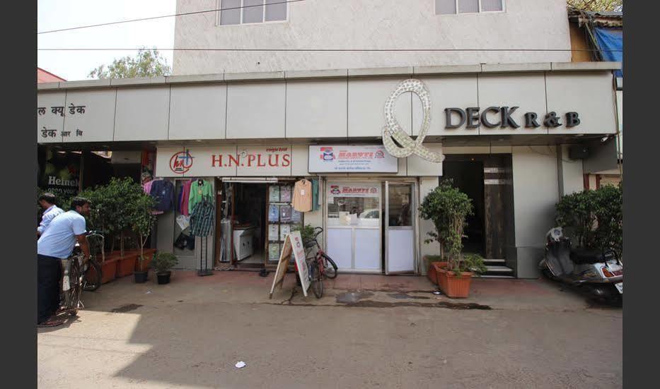 Hotel Q Deck Mumbai Bagian luar foto